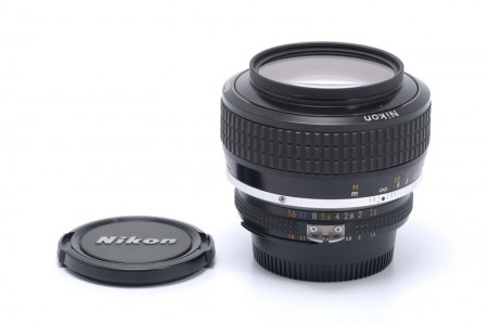 Nikon Noct-Nikkor 58mm f/1.2 AIS