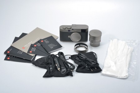 Leica M60 Camera set with 35mm f/1.4 FLE Stainless Steel
